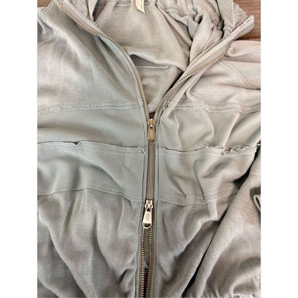 FREE PEOPLE Trekking Out Movement Light Blue Green Zip Hoodie Sweatshirt Size Me - Picture 9 of 15